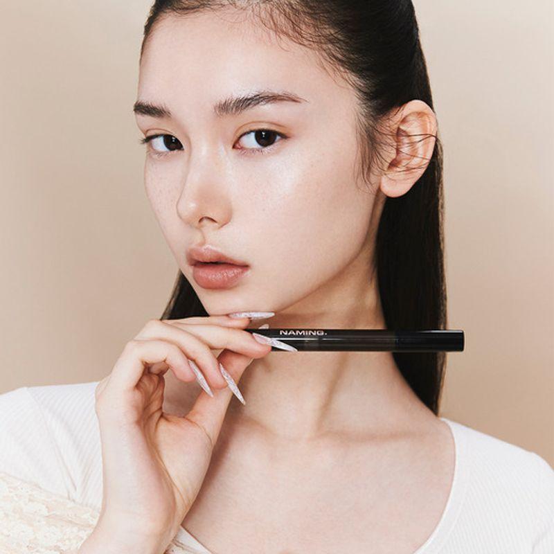 BENENNUNG. Skin Fit Concealer-Pinsel