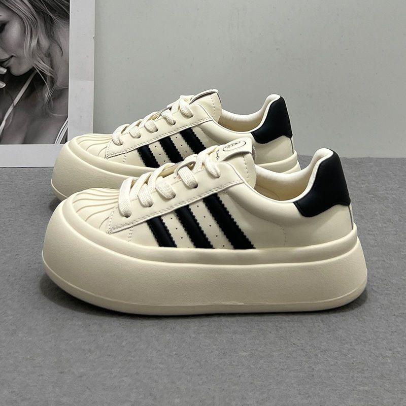 Shell head black board shoes women's summer new round head platform casual panda shoes big head doll shoes