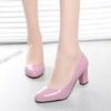 Wiosna i Jesień Nowe Miękkie Wierzchy Średni Obcas Pojedyncze Buty Damskie Gruby Obcas Okrągły Czubek Profesjonalne Wysokie Obcasy Płytkie OL Do Pracy Duży Rozmiar Skóra