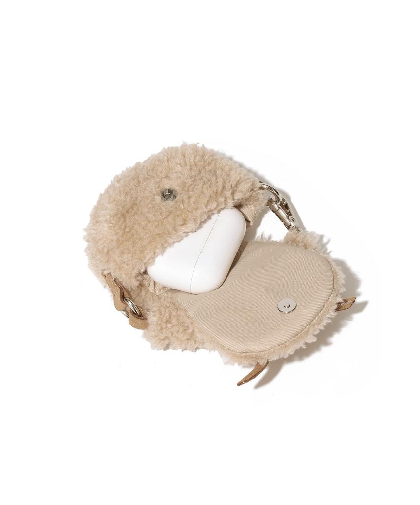 Covernat Woman Clover Heart Fluffy Pouch Beige