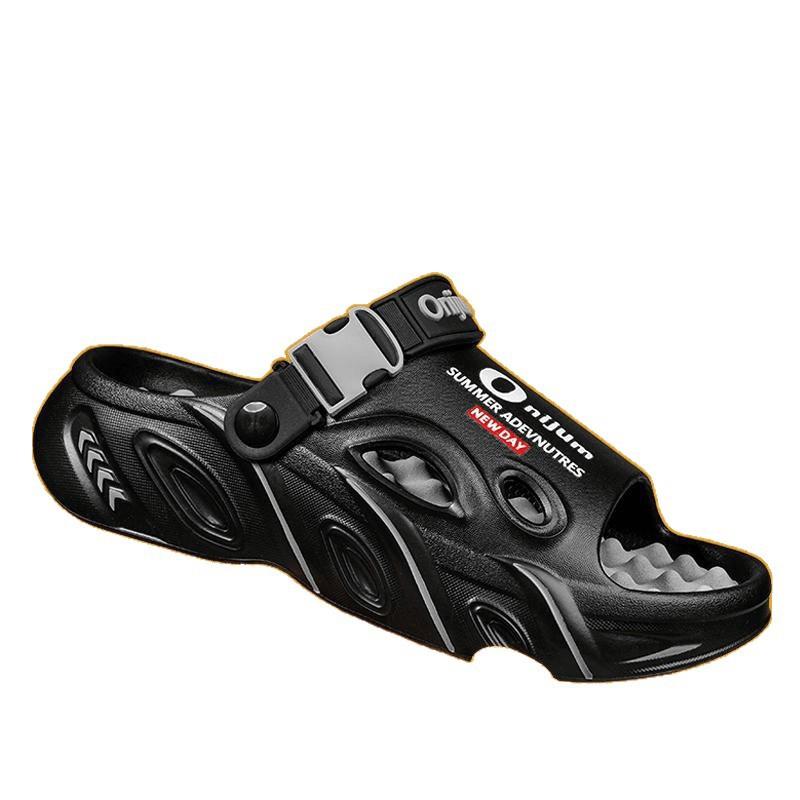 2025 new cool slippers cover feet, summer wear, stepping on shit feeling sports couple thick-bottomed versatile casual beach slippers