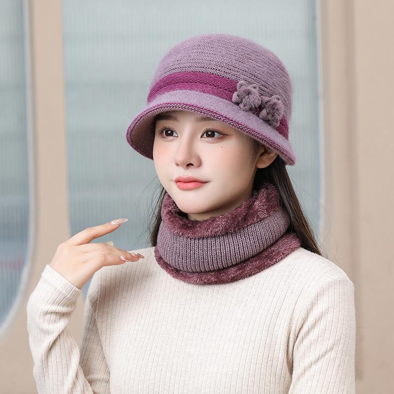 Mother's Hat for Middle aged and Elderly Women Winter Warm Ear Protection Hood Plus Fleece Hat Windproof Grandma Knitted Hat
