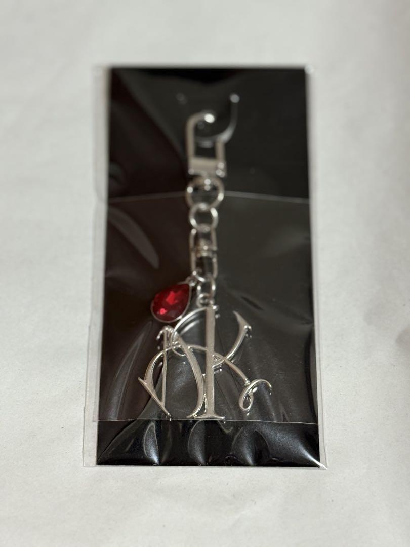 

[Б/У] ENHYPEN [FATE+ В ЯПОНИИ] Металлический брелок Ники