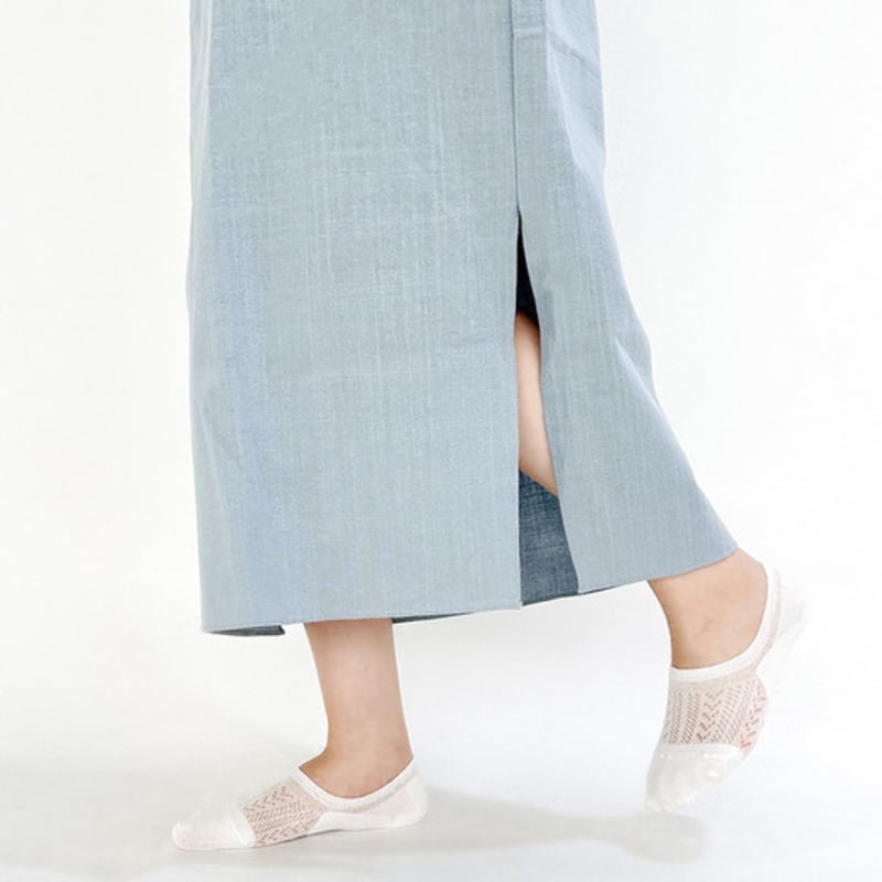 YELLOWSOCKS FAKE SOCKS PUNCHING MONO WHITE M