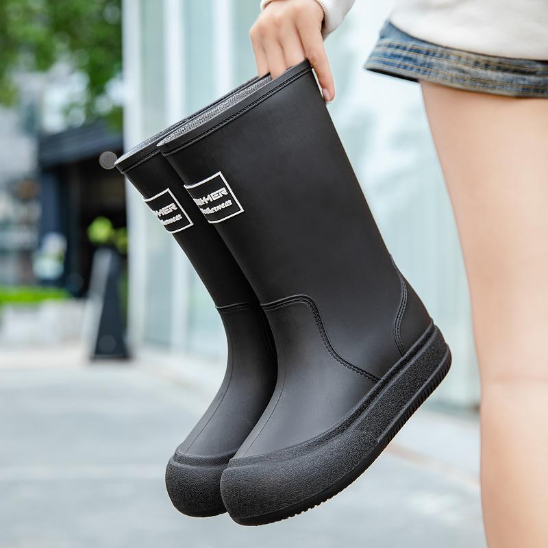 Rain shoes women's medium tube fashion style bundle mouth versatile rain boots outside wear camping waterproof shoes kitchen work car wash non-slip