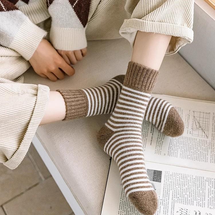 Korean Style Striped Terry Mid-Calf Socks - Thick, Warm, and Versatile for Autumn/Winter