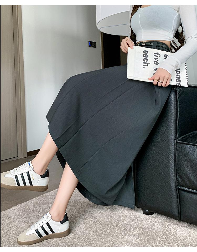 High-Waist Pleated Casual Skirt - Spring/Summer 2025 Collection