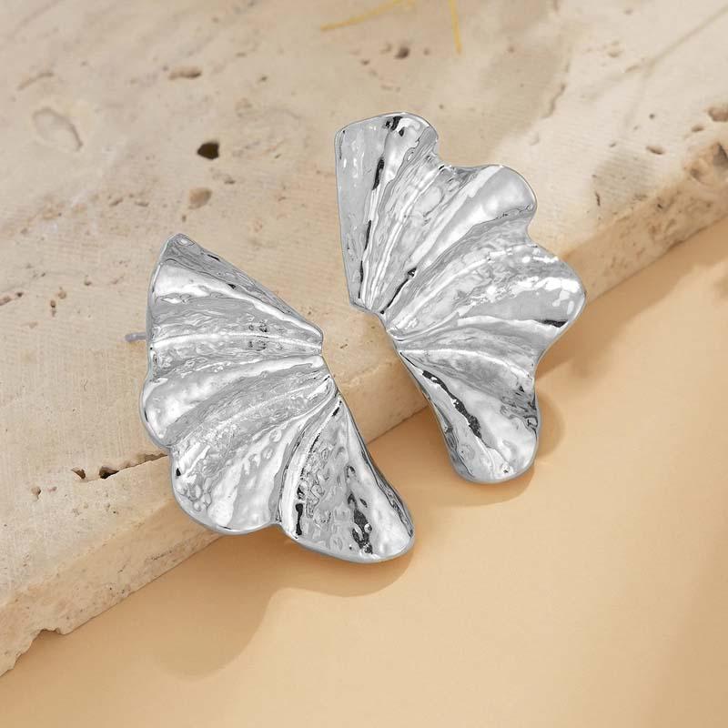 Vintage Irregular Half Flower Stud Earrings for Women Elegant Geometric Metal Petals Piercing Earring Party Jewelry Gifts