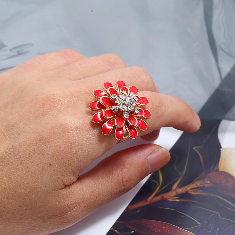 European & American Fashion OL Diamond Inlaid Flower Ring - Nightclub Internet Celebrity Jewelry X042