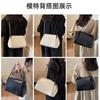 Premium sense simple fashion commuter shoulder bag women's autumn and winter new chain underarm small square bag