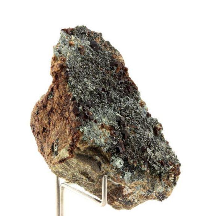 Pierres et Minéraux. Grenat Hessonite + Clinochlore. 591.25 ct. Bellecombe, Aosta Valley, Italie.