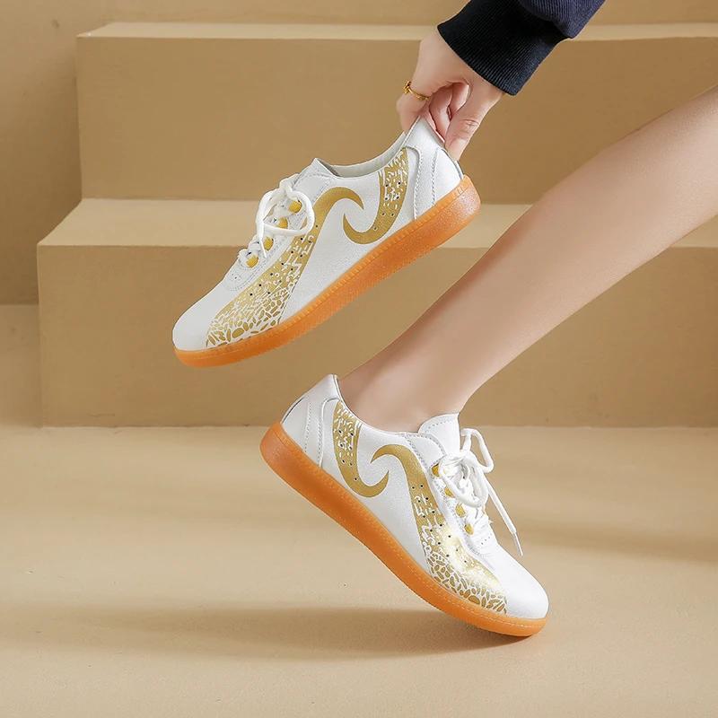 Fashion High Quality Women's Vulcanize New Shoes for Women Sneakers Round Toe Flat with Ladies Casual Shoes Plus Size 35-44 Sneakers