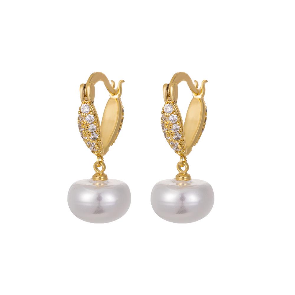 Elegant Niche Design Pearl Circle Dangle Earrings