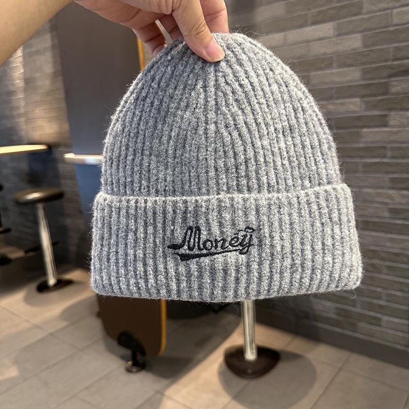 Hats for men and women autumn and winter new wool hats embroidered letters fashion knitted hats warm thickened cold hats
