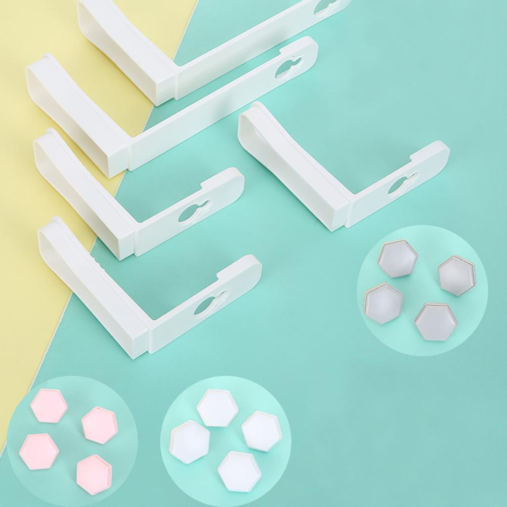 4PCS Bed Sheet Holders Bed Sheet Clips for Keeping Sheets on Mattress Sheet Fasteners for Mattress