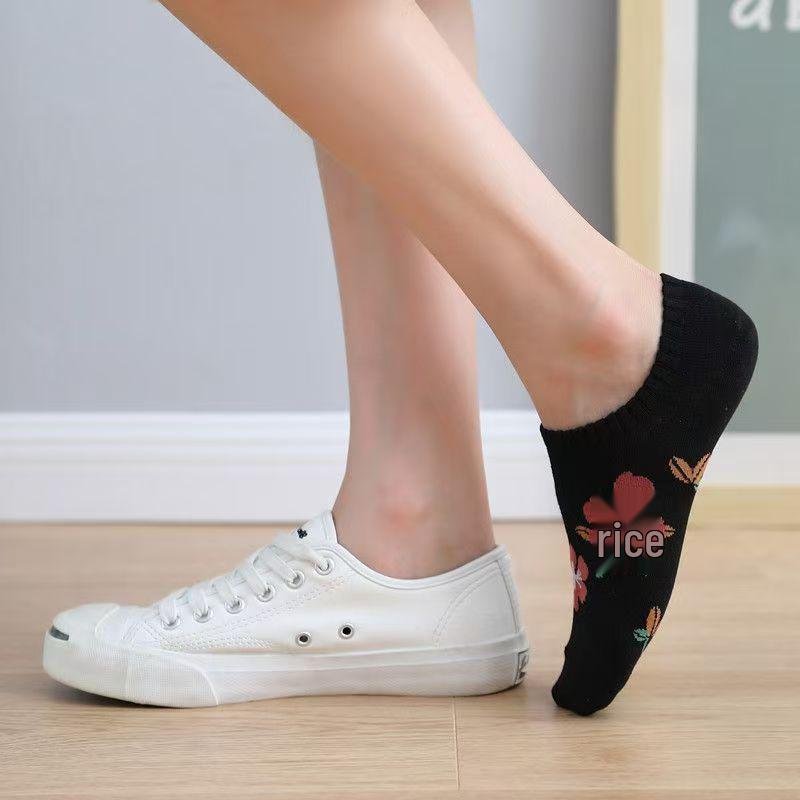 2025 New Women's Low-Cut Socks with Cartoon Flower Pattern - Versatile and Stylish Boat Socks