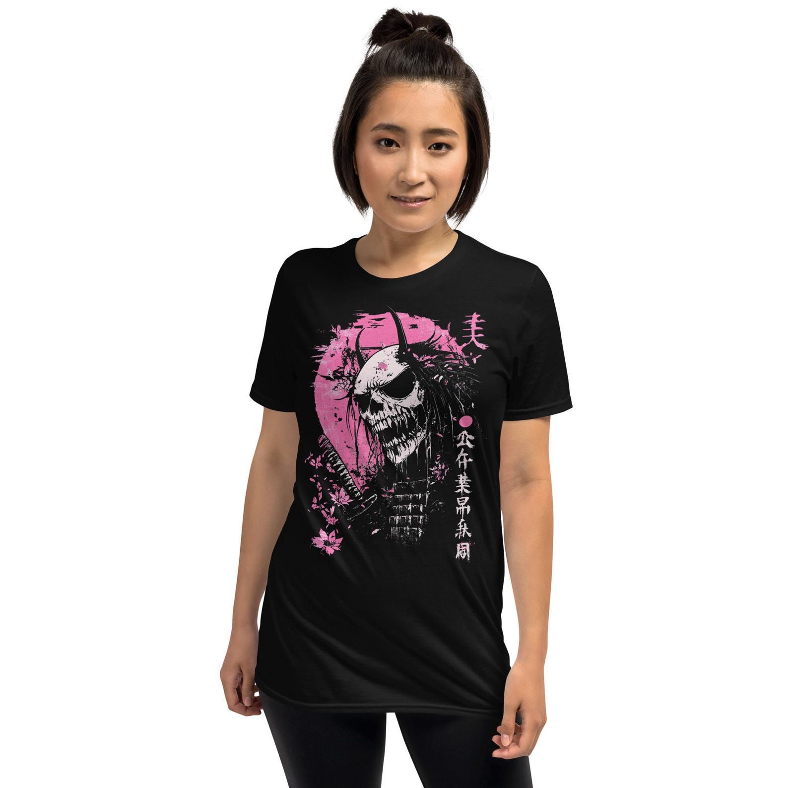 Samurai Skull T-Shirt – Unisex Bold Pink Japanese Graphic Tee – Artistic and Edgy Design 2XL