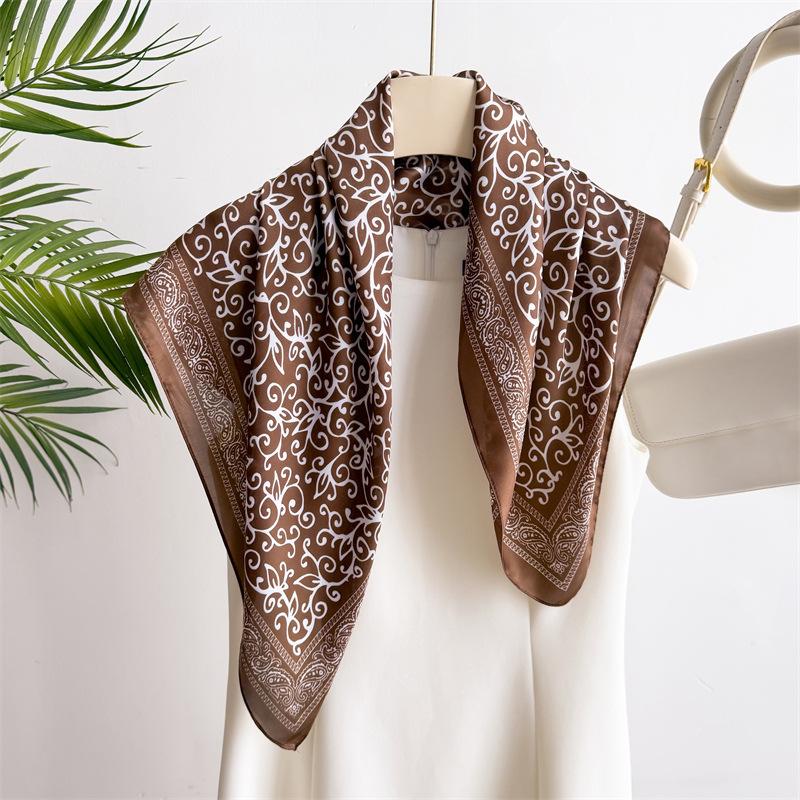 Leopard Print Scarf, Foreign Style Silk Scarf, Wind Square Scarf, Women'S Multi-Purpose Small Scarf Season 70X70Cm