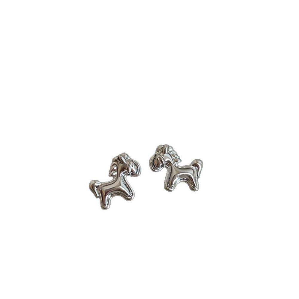 Exquisite Personality Geometry Smooth Surface Metal Foal Pony Stud Earrings for Women Daily Commuting Cute Animals Jewelry Gifts
