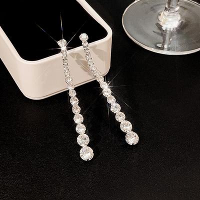 Korean Simple Rhinestone Earrings, Czech Diamond Personalized Earrings, Light Luxury Temperament Design Earrings Women