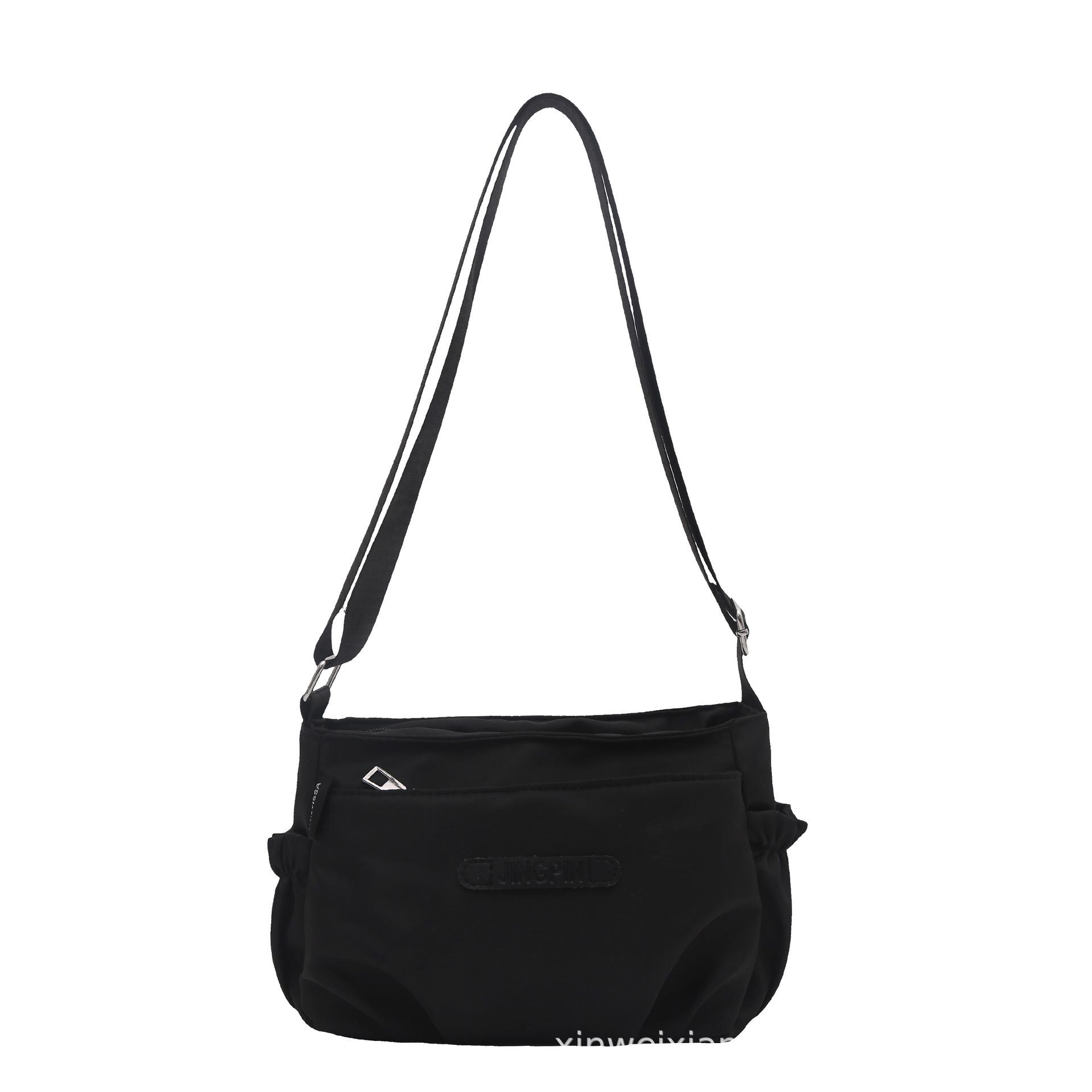 

Autumn and winter simple and fashionable women s bags, solid color shoulder bags, large-capacity commuter messenger bags чёрный