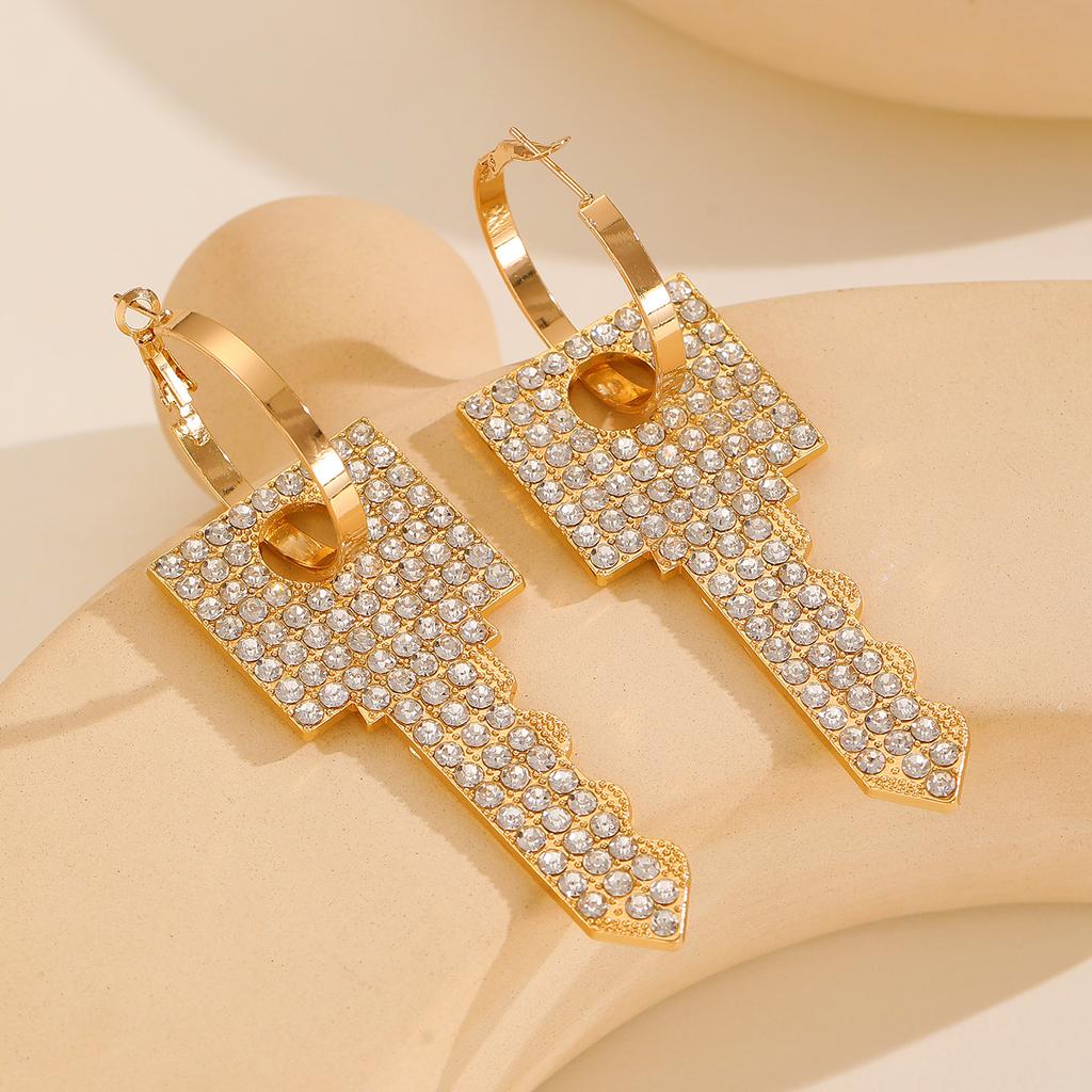 High quality fashion creative ins wind metal design sense key pendant women's necklace earrings party set jewelry