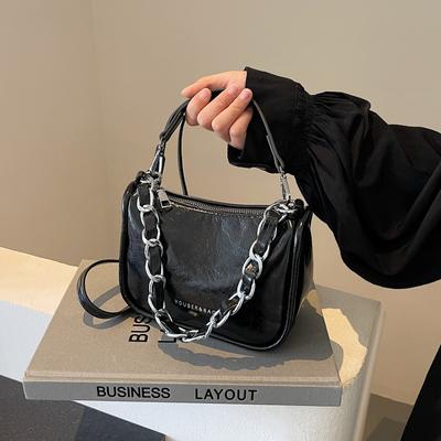 Neue modische Umhängetasche Beliebte beliebte Kette kleine quadratische Tasche Unterarmtasche Luxusgefühl