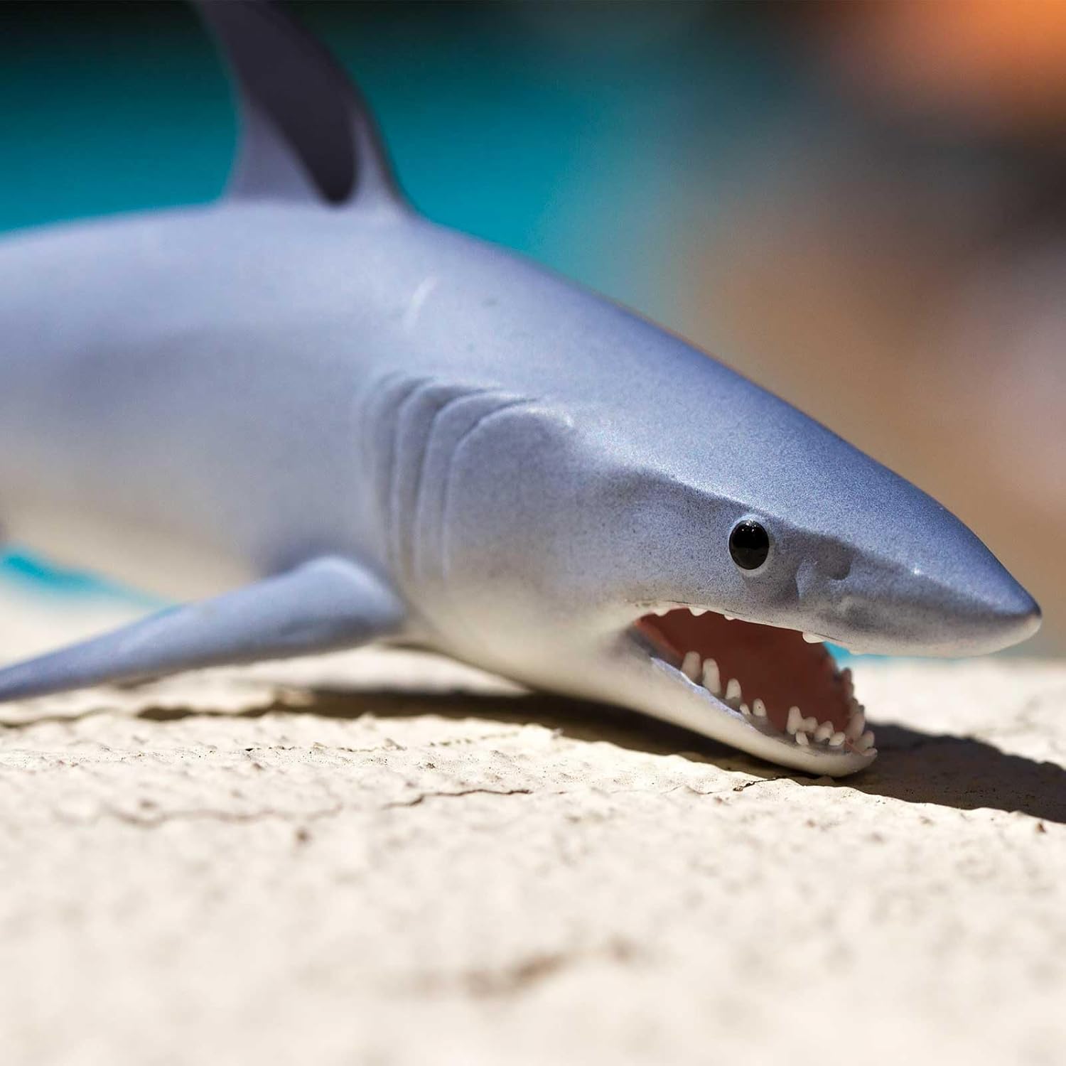 Safari Ltd. Mako Shark Figurine - Realistic 5.8 Plastic Figure - Educational Toy for Boys, Girls, and Kids Ages 3+
