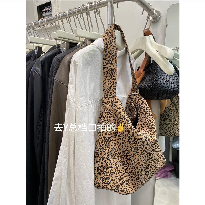2 Spring and summer new fashion canvas bag shoulder bag wind leopard print large capacity lazy wind cloth bag women
