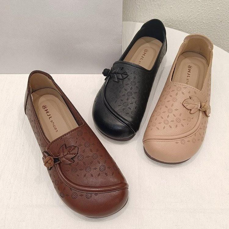 Leather Soft-soled Mother Shoes Sandals Leap Month Comfort Middle-aged and Elderly Single Shoes Hollow Comfort Not Tired Feet 2025 Summer