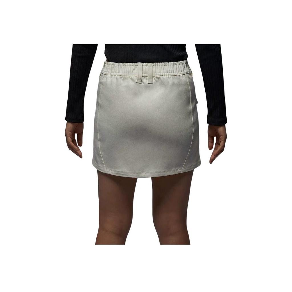 Nike Mid-Waist Fitted Fashion Casual Skirt With Large Solid Color Pocket Women Bottoms Off-White FN5699-133