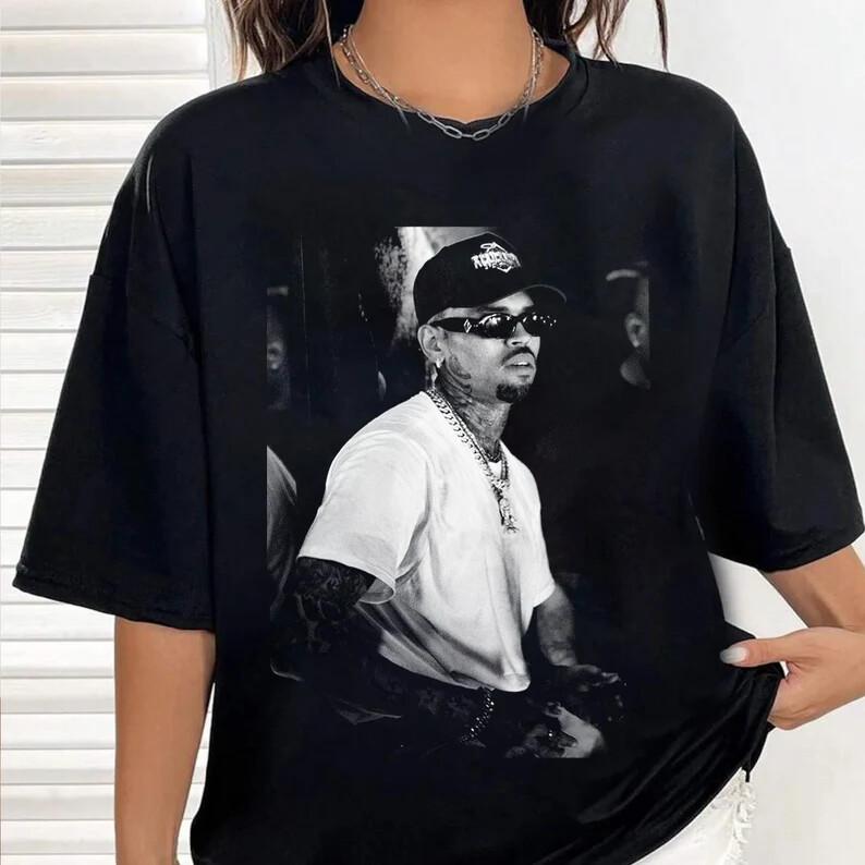 

Chris Brown t-Shirt 11:11 Tour T-Shirt L0107_03 Unisex T-Shirt XXXXL
