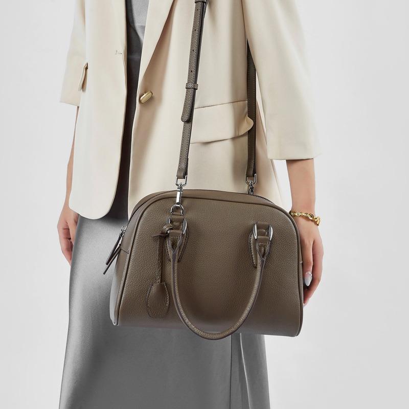 New first-layer cowhide minimalist bowling premium leather women's bag large-capacity handbag pillow bag