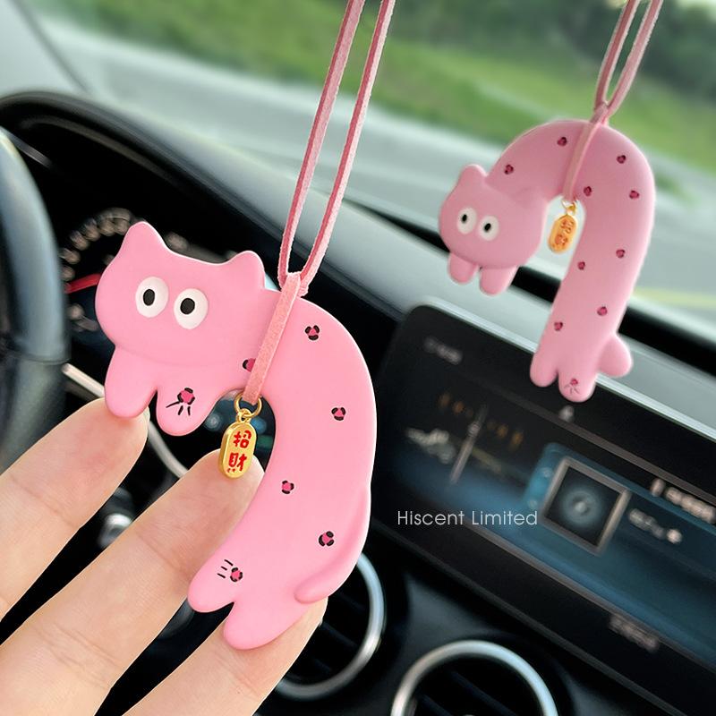 Cute Cartoon Cat Design Car Air Freshener Rearview Mirror Pendant Creative Decoration for Girls' Interior Cono Aroma