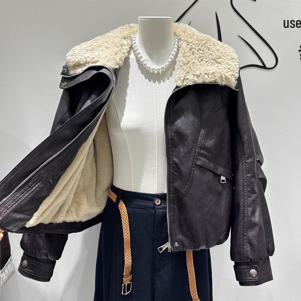Women's Autumn/Winter 2025 Plus Velvet Plush Lapel Leather Coat - Warm, Thick, Loose, Slimming Cotton Jacket