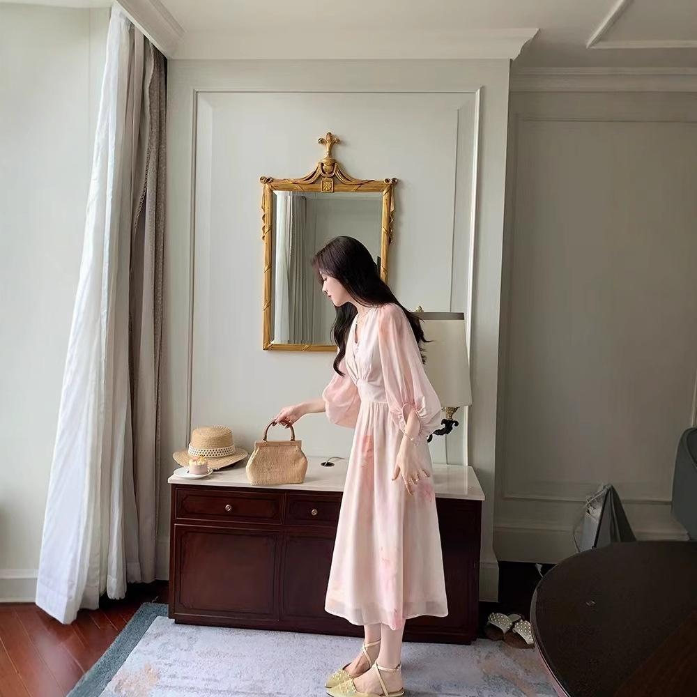 French Romantic Dress New Femininity V-neck Vacation Dress