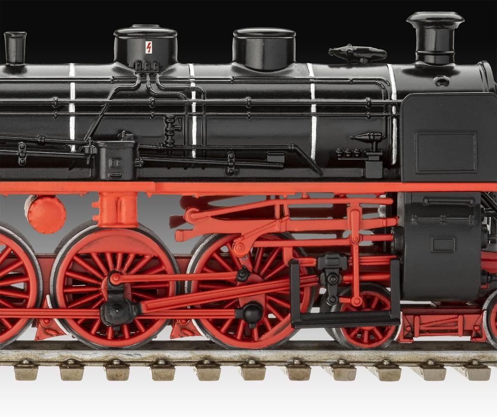 German Revell 1/87 Scale Steam Locomotive BR18505 & 2'3' T38 Plastic Model 02167