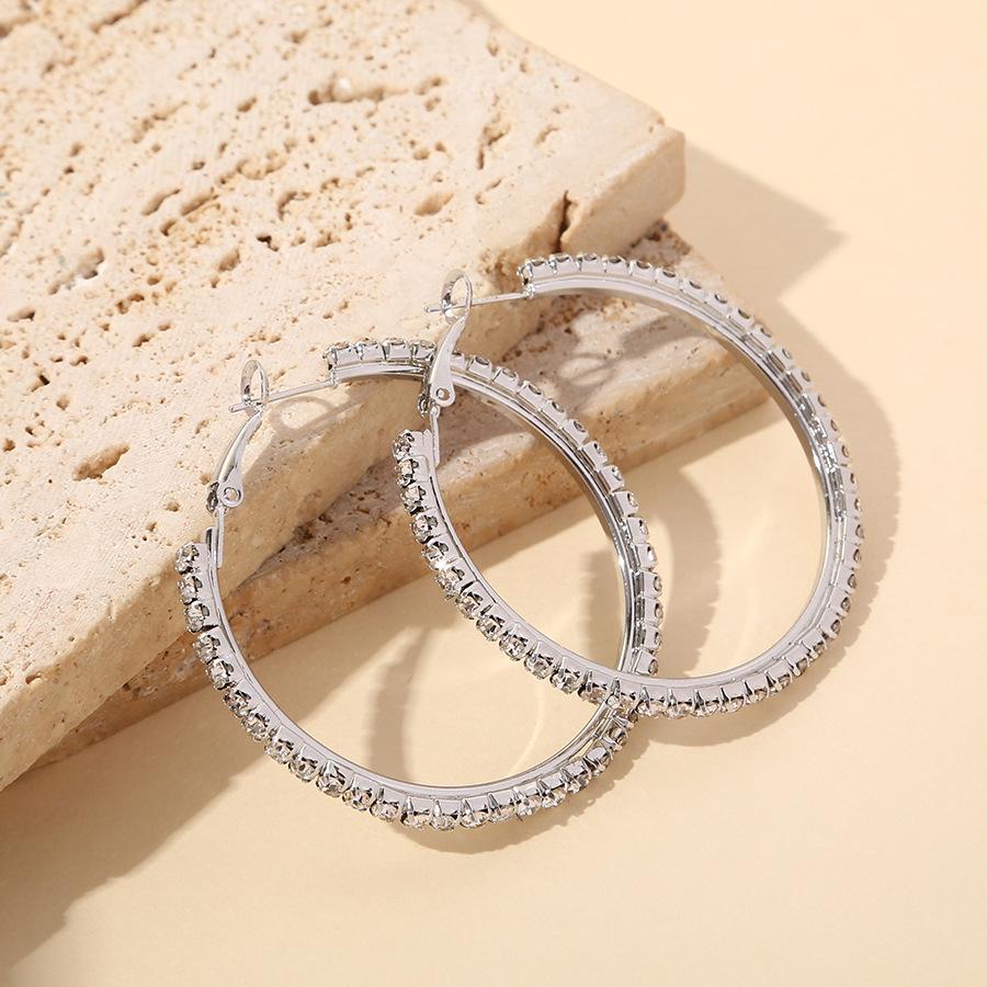 European & American High-End Diamond Ear Cuff Earrings Set - Women's Simple Circle Design (3 Pairs: Large, Medium, Small)