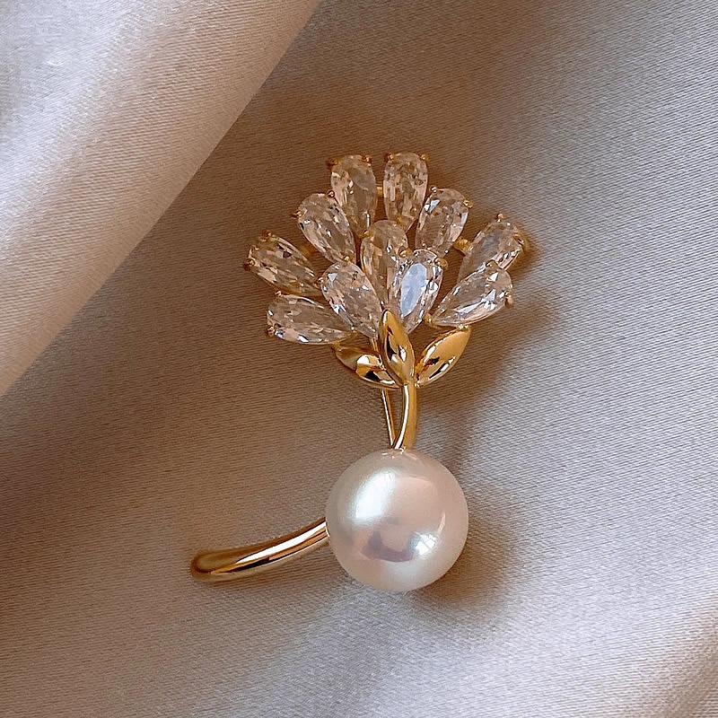 Exquisite High-End Schmetterlingsbrosche für Damenmode - Elegante Corsagen-Nadel & Kleidungsaccessoire