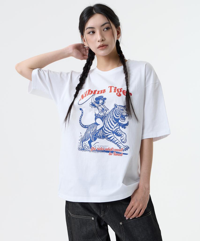 Nasttingijeubeleoldaenmi Cowgirl Tiger Graphic Tee_White