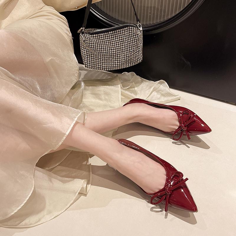 Mode Neue Französische Schleife Spitzschuh Einzelne Schuhe Herbst Neue Mode Flacher Mund Fußbedeckend Weiche Sohle Innen Erhöhende Ballerinas