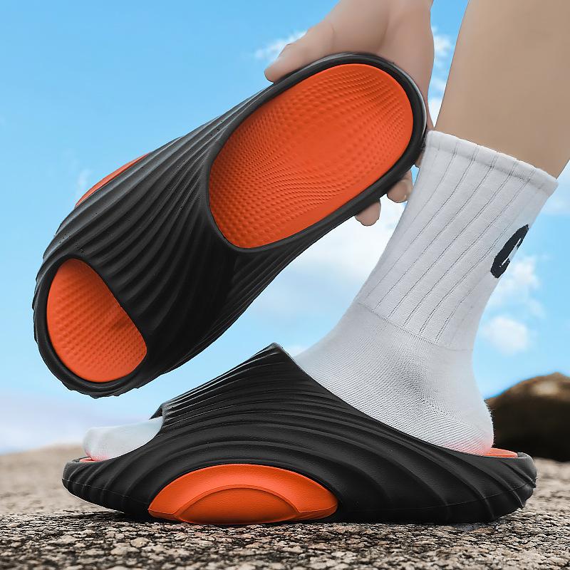 Slippers Men's 2025 New Summer Youth Personality Stepping On Shit Feeling Non-slip Outdoor Sports Seaside Beach One-word Drag