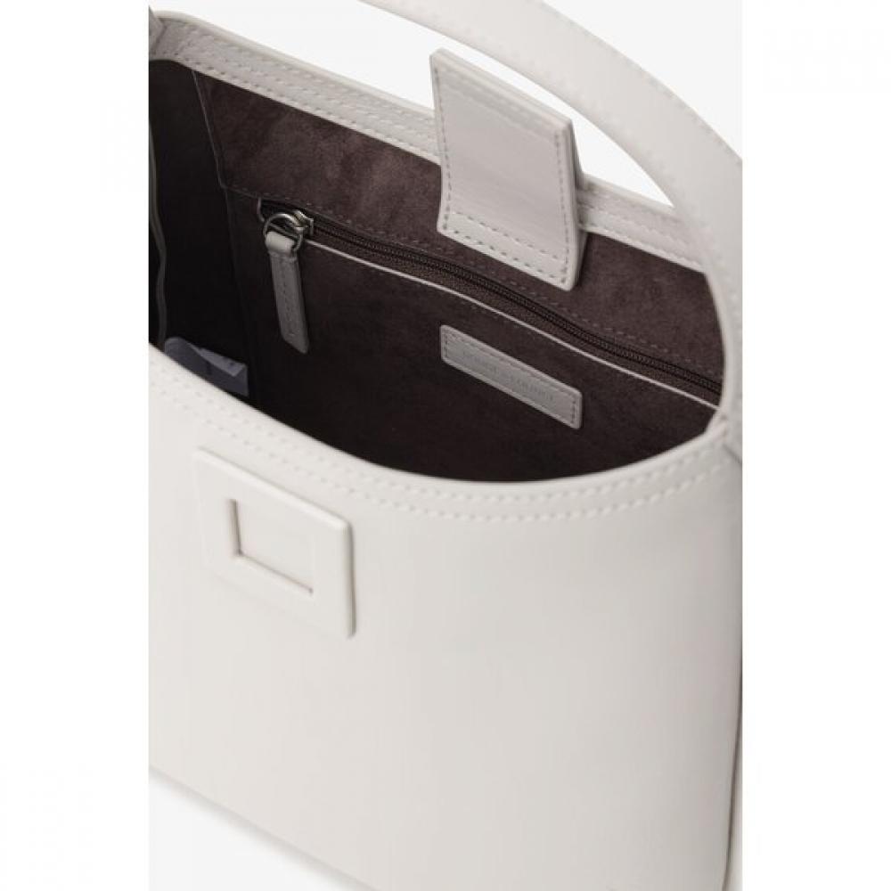 Rouge Lounge Sorento Ra2g3abg143wp1cr