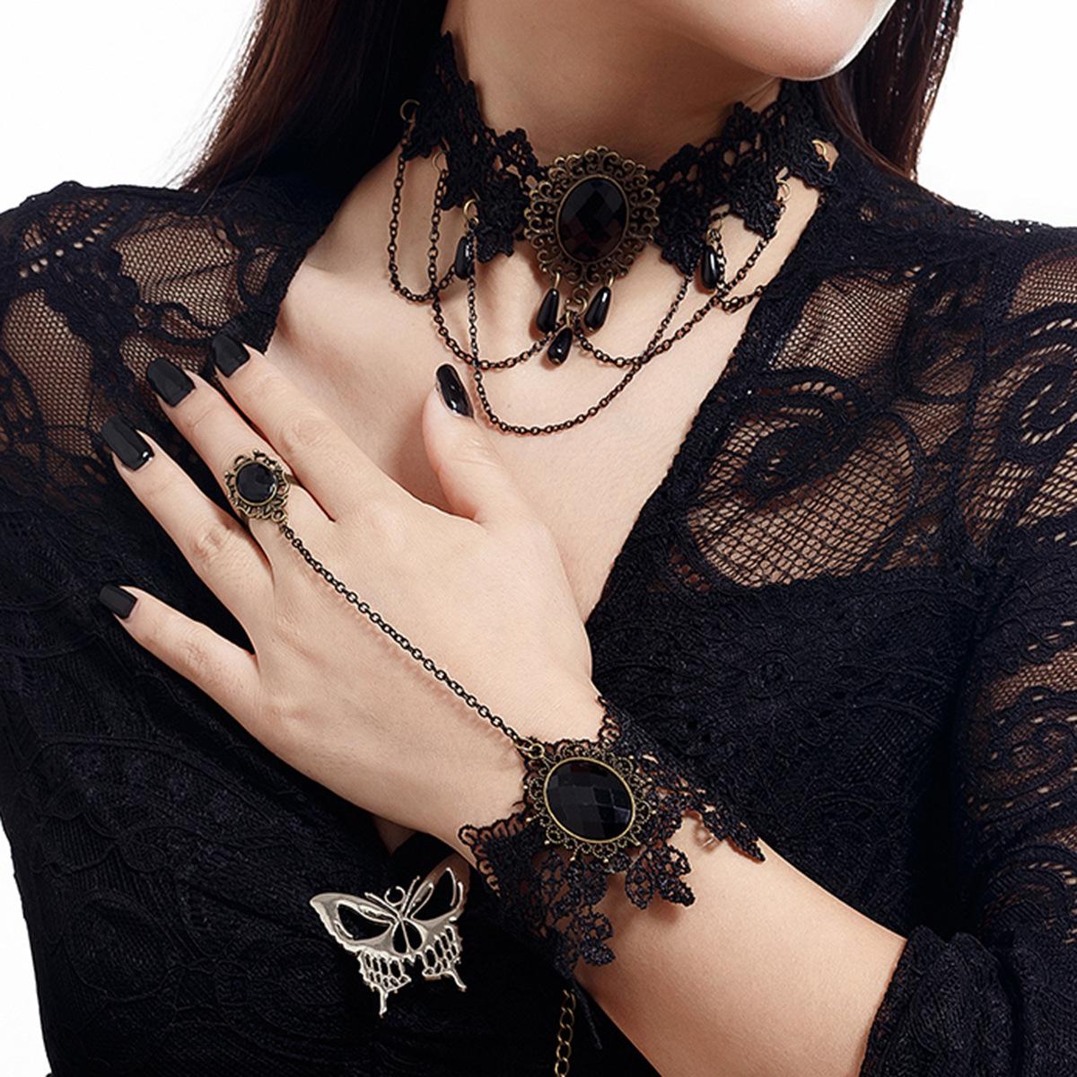 

Готическое ожерелье-чокер с бахромой из темных кристаллов в виде цветка, сексуальное, милое, крутое, из черного кружева, бижутерия