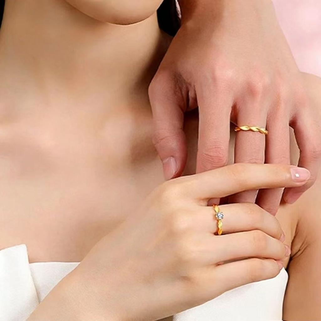 Korean Style Moebius Zircon Couple Rings for Men & Women - Simple, Elegant Open Design, Perfect Light Luxury Gift for Students.