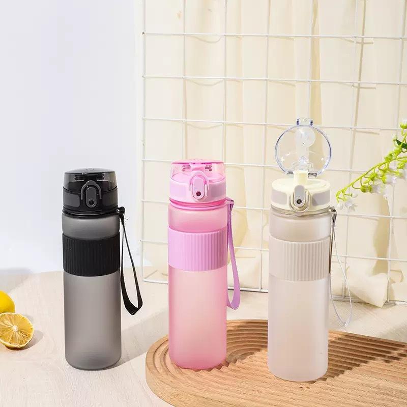 Water bottle sports water cup men's portable anti-drop fitness kettle summer female students large capacity matte anti-scalding plastic cup