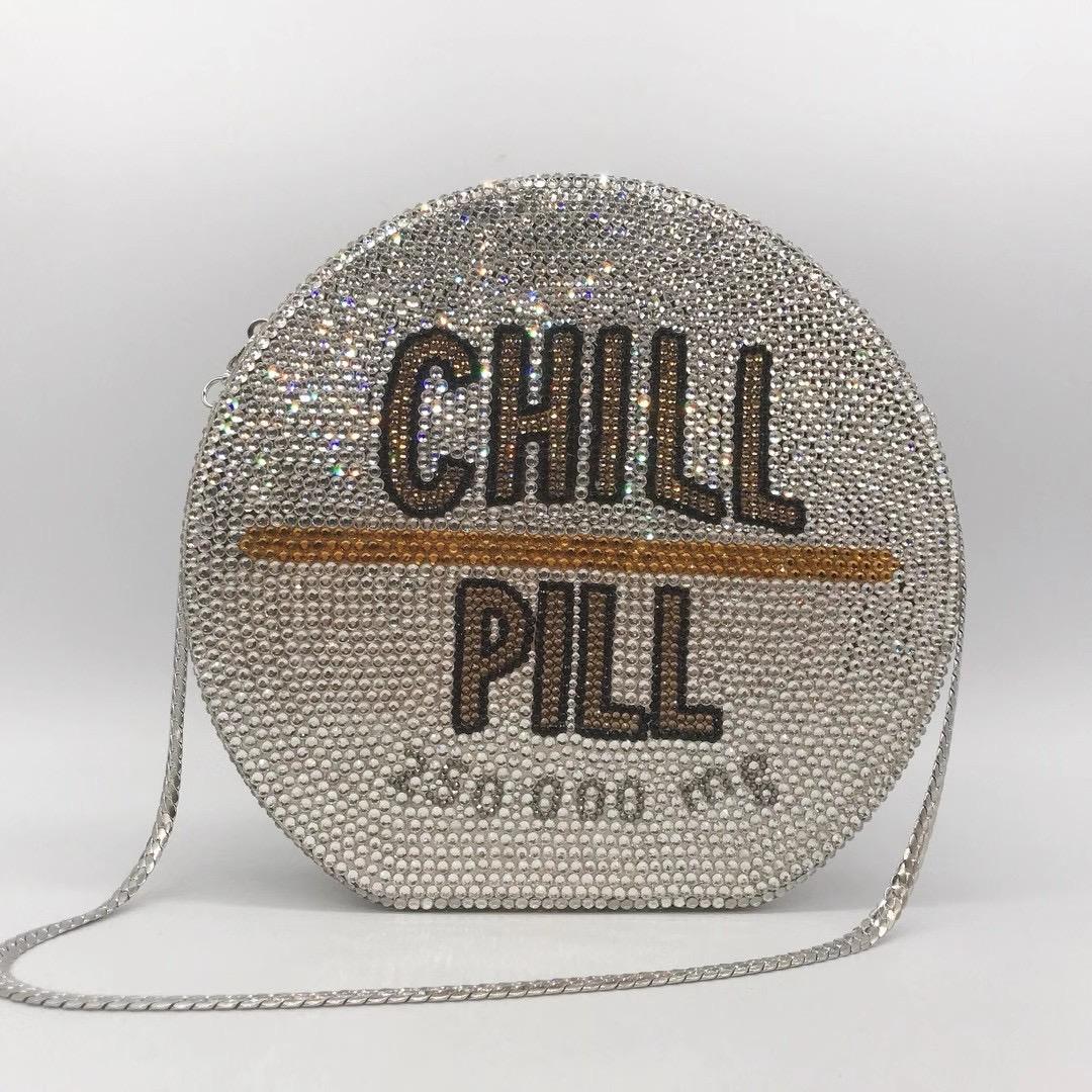 

CHILL PILL Diamond Metallic Crystal Evening Clutch High-End Women s Formal Party Handbag Lady Stone Clutch Bag For Ladies Bags 17cmX16cmX4.5cm