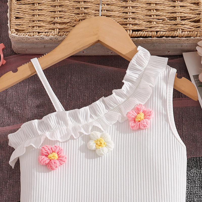 2026 Spring/Summer Girls' Asymmetrical Shoulder Camisole and Sweet Jacquard Bow Skort Set
