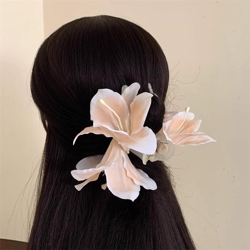 Bohemia Barrettes Lilium Flower Hair Claw Ponytail Clip Large Shark Clip Personality Lily Shape Trend Vacation Jewelry Gift