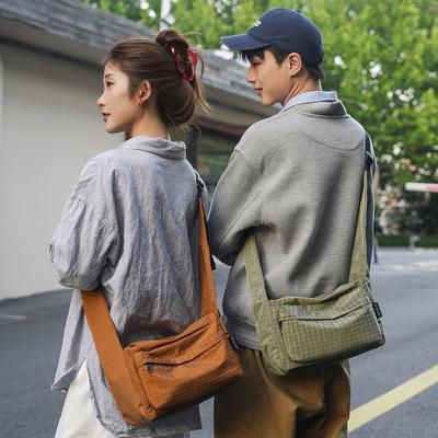 Crossbody Bag Men's Casual Simple Waterproof Lightweight Shoulder Bag Versatile Simple Fashion Travel Small Backpack